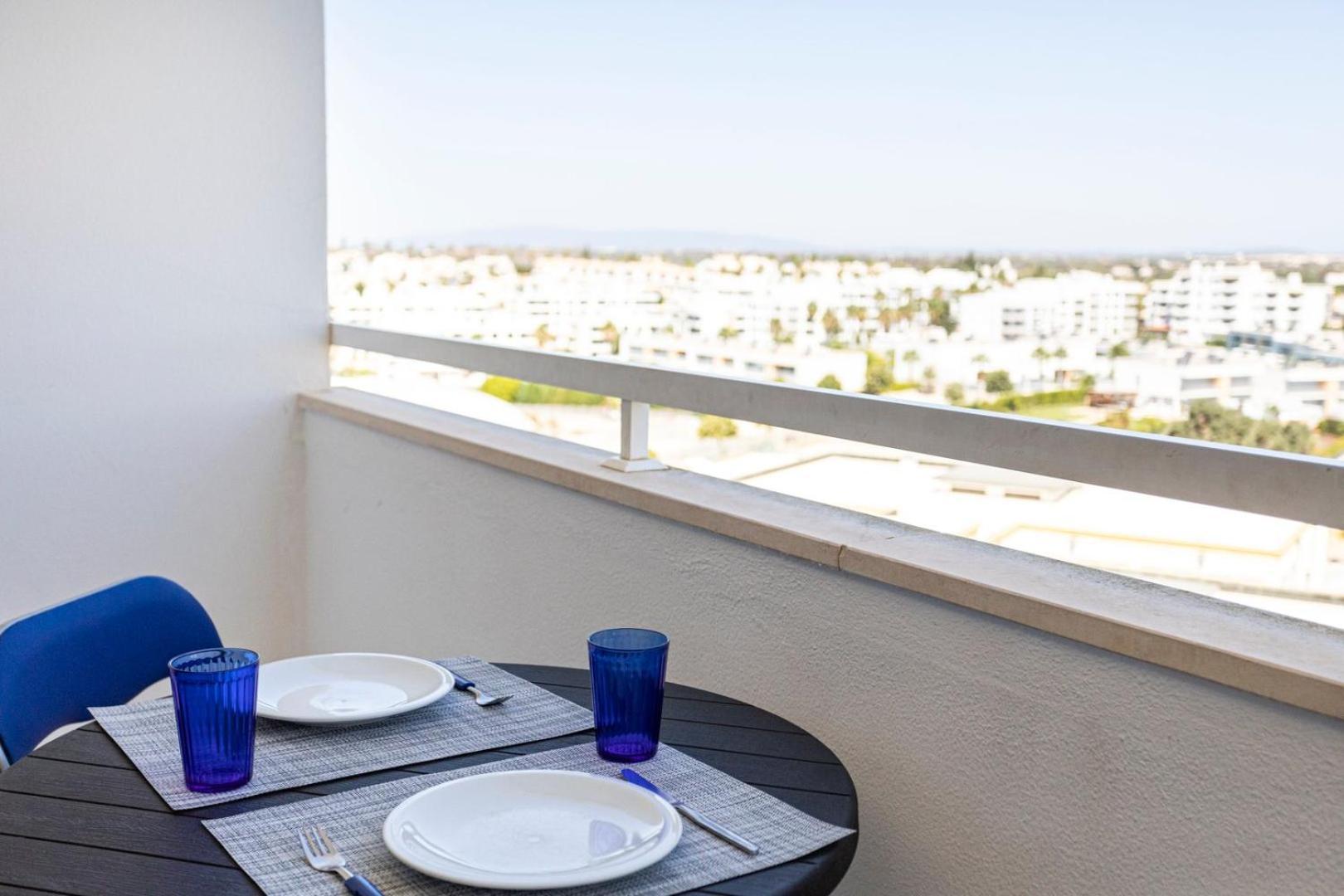 Apartamento The Albufeira Concierge - Pool & Sunset Balconies Exterior foto